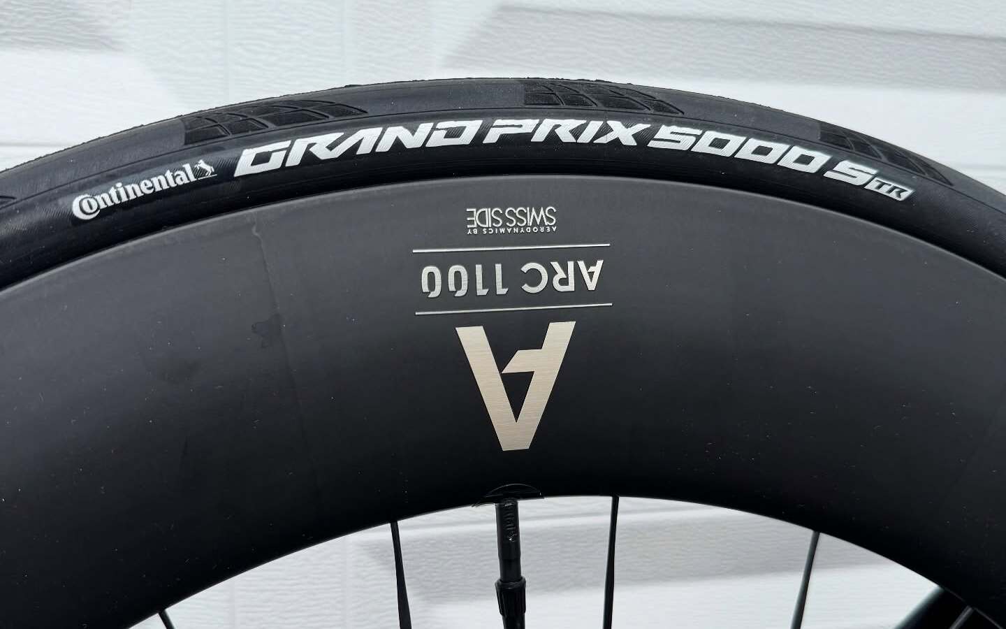 Crono / Triathlon Canyon Speedmax CF 9.0 Pro, KM 0, 2026, Latina